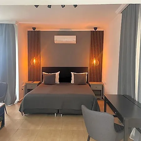 Hotel Art Warna